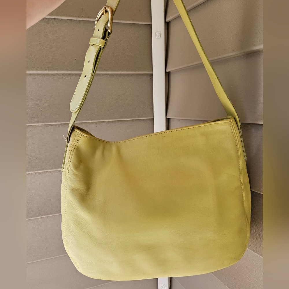 Vintage Coach soho hobo 4161